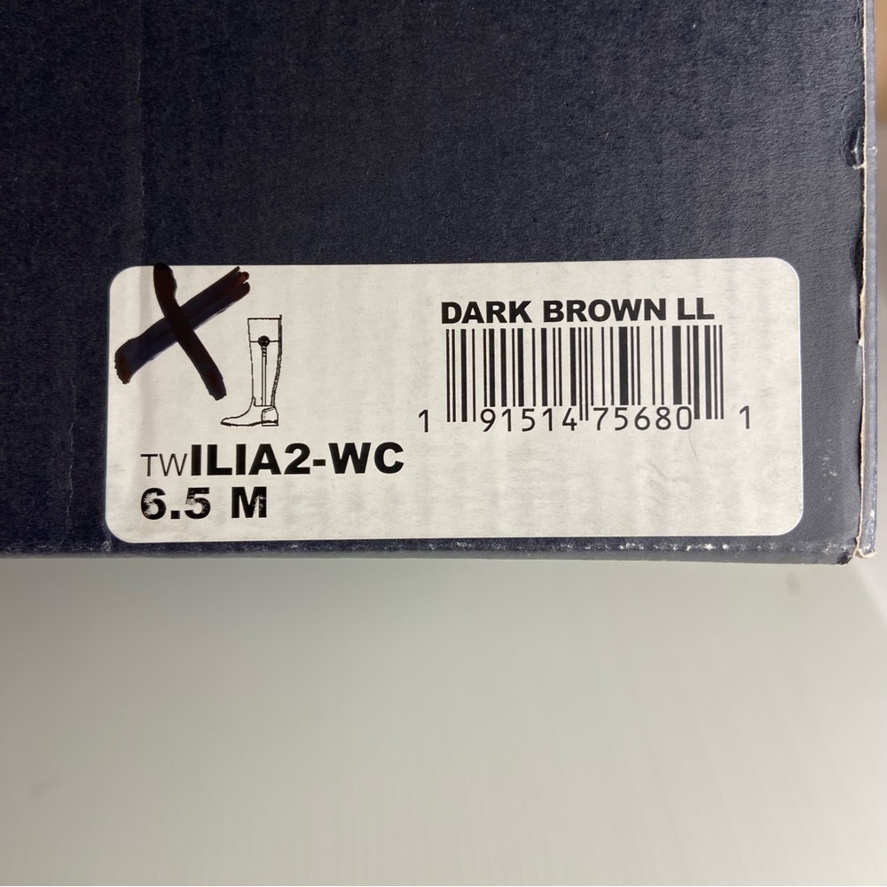 Tommy Hilfiger Twilia2 Wide Calf Riding Boots 6.5 Brown Gold Logo NIB - Picture 4 of 8